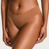 112618562YSV_OM_F No-Show Thong Panty